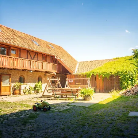 Bauernhof Lisa Offenstall Und Taubenschlag Wienrode Esterno foto