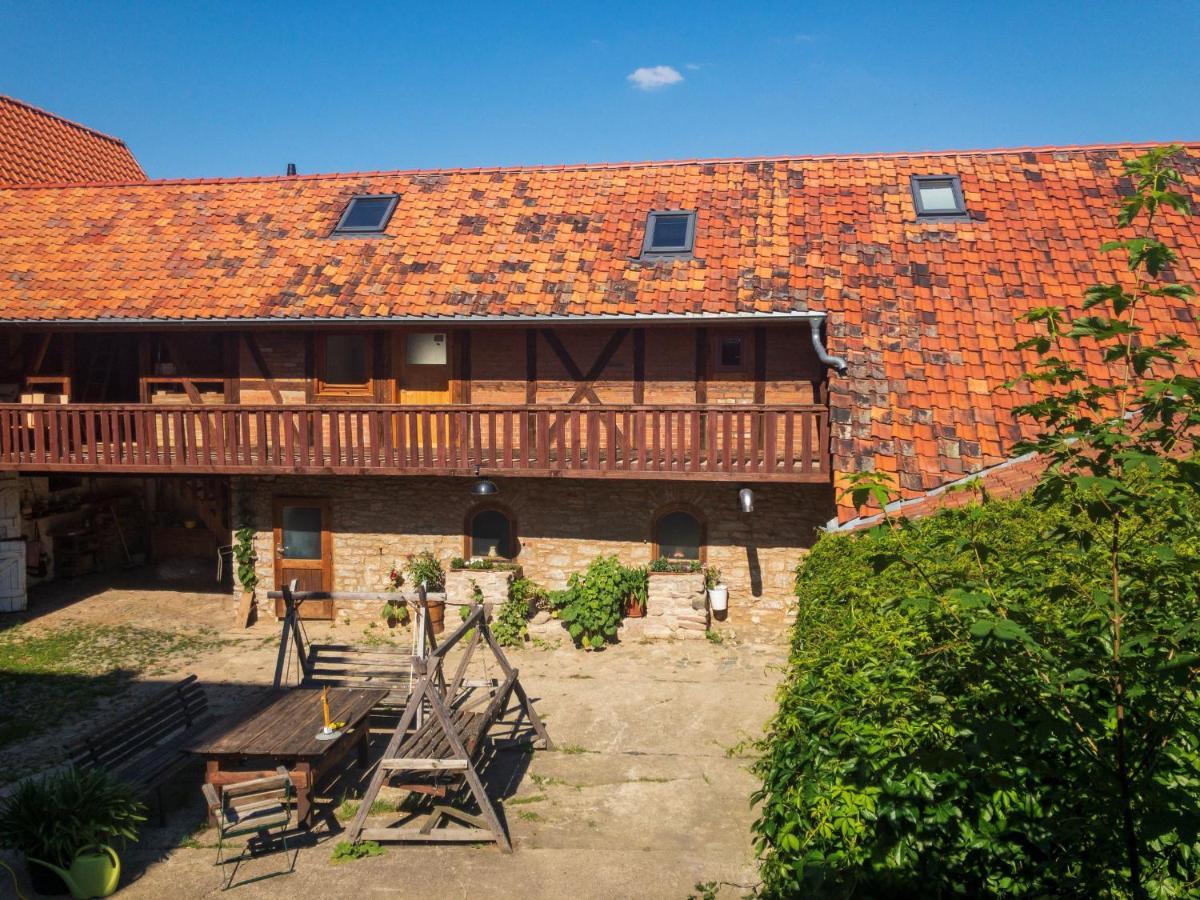 Apartment Bauernhof Lisa Offenstall Und Taubenschlag Wienrode